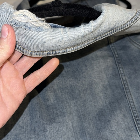 Treasure and Bond Denim Jacket size medium - Picture 7 of 9